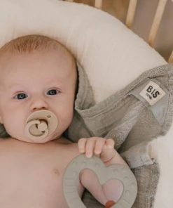 BIBS - Siliconen Bijtring - Bijtringen - Star Ivory 18 BIBS - Siliconen Bijtring - Bijtringen - Star Ivory -grijp-bijtspeelgoed Verkoop 550x366 32