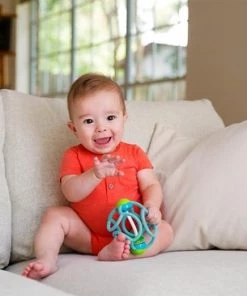 OgoBolli Rode Rammelaar | 10 Cm | Speelgoed Voor Baby -grijp-bijtspeelgoed Verkoop 550x366 70