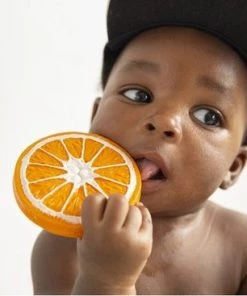 Oli & Carol Oli&Carol - Bad - Bijtspeeltje - Clementino The Orange - Sinaasappel -grijp-bijtspeelgoed Verkoop 550x367 13