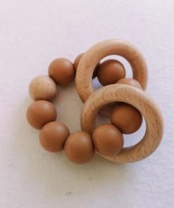 Merkloos Bijtring - Siliconen Kralen - Houten Ring - Zand