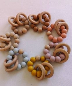 Merkloos Bijtring - Siliconen Kralen - Houten Ring - Taupe 6 Merkloos Bijtring - Siliconen Kralen - Houten Ring - Taupe -grijp-bijtspeelgoed Verkoop 550x412 50