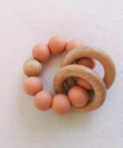 Merkloos Bijtring - Siliconen Kralen - Houten Ring - Roze