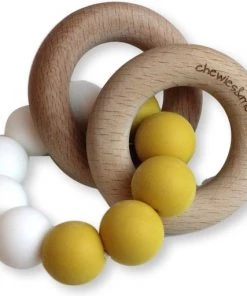 Chewies & More Rammelaar Hout Met Kralen Basic Wit Met Oker 9. Wit + 30. Oker