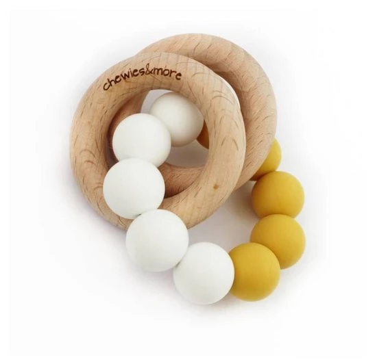 Chewies & More Rammelaar Hout Met Kralen Basic Wit Met Oker 9. Wit + 30. Oker 7 Chewies & More Rammelaar Hout Met Kralen Basic Wit Met Oker 9. Wit + 30. Oker - Afbeelding 7