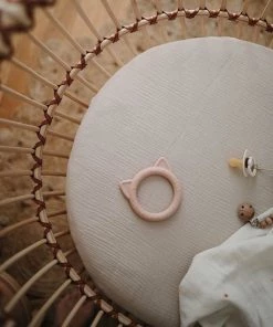 Mushie - Bijtring - Katje - Blush - Roze 10 Mushie - Bijtring - Katje - Blush - Roze -grijp-bijtspeelgoed Verkoop 550x550 177