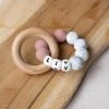 NOEDIES - Bijtring Met Naam - Oud Roze - CE Gekeurd - BPA Vrij - 100% Veilig - Gepersonaliseerd Kraamkado - Bijtring Baby - Bijtspeelgoed