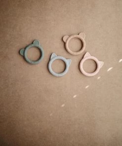 Mushie - Bijtring - Katje - Blush - Roze 9 Mushie - Bijtring - Katje - Blush - Roze -grijp-bijtspeelgoed Verkoop 550x676 3