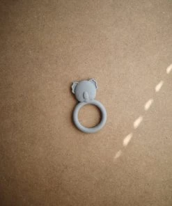 Mushie - Bijtring Maan - Bijtringen - Cloudy Mauve -grijp-bijtspeelgoed Verkoop 550x723