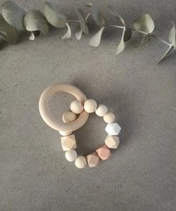 Little May Baby&Kind Baby Bijtring | Nude | Met Siliconen En Houten Kralen | Speelgoed | Kraamcadeau