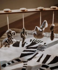 QUAX TIPI - ACTIVITY ARCH -SPEELBOOG + 5 TRICOT FIGUURTJES - JUNGLE -grijp-bijtspeelgoed Verkoop 550x825 22