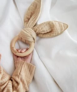 Elodie Houten Baby Bijtring Vanilla White 5 Elodie Houten Baby Bijtring Vanilla White -grijp-bijtspeelgoed Verkoop 550x825 25